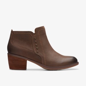 Clarks Neva Lo Dark Tan Leather Dark Brown | 8426LRWSQ